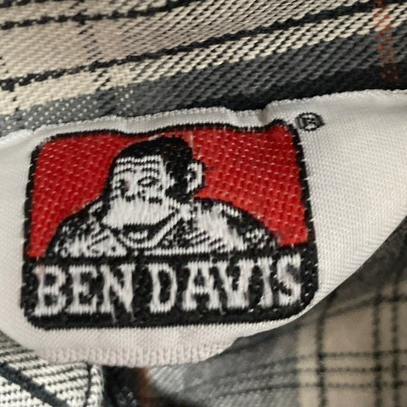 Ben Davis Short Sleeve Plaid 1/2 Zip Shirt - Picture 13 of 13